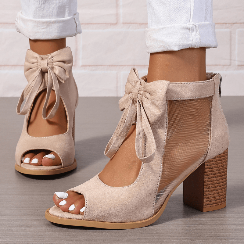 Grace & Jess | Luna Bow Heels