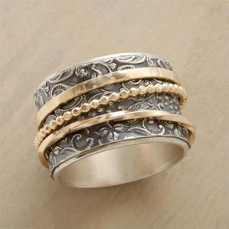 Elarune | Women's Vintage Engraved Two-Tone Statement Ring